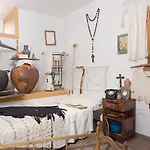 Casa De Santo Antao - *
