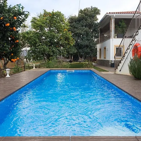 Casa De Santo Antao - *