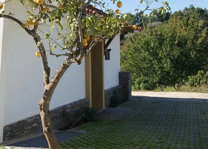 Country house Casa De Santo Antao - *
