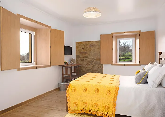 Casa De Santo Antao - *